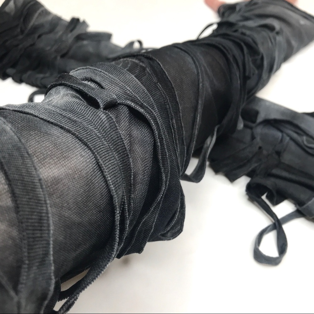Mummy Bandage Gloves Black Lace Up Arm Warmers Halloween Costume Gray Zombie NEW - Picture 3 of 7